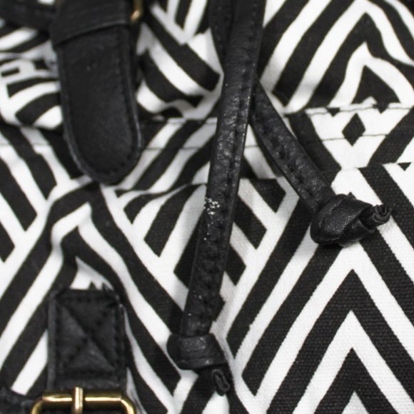 Black and White Chevron Print Backpack Bag - Picture 2 of 6